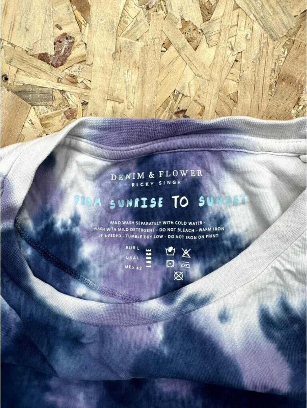 Denim & Flower Ricky Singh Tie Dye T-Shirt Mens Large Purple Blue Take A Hike - Picture 8 of 14